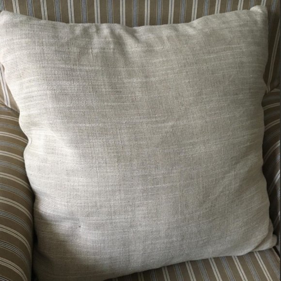 Pineapple Pillow NWT 20x20” - Picture 3 of 5